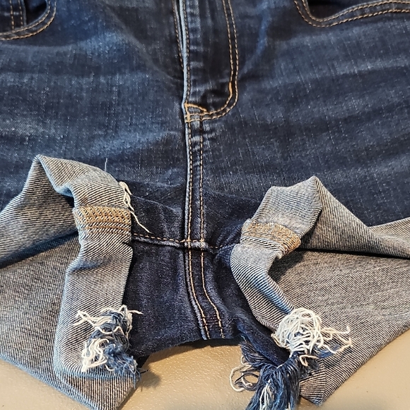 American Eagle next level stretch size 6 high rise Dark Indigo Jean Shorts - Picture 5 of 8